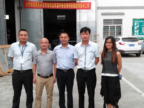 走訪企業(yè)，富軒門窗&先越門窗相互交流學習