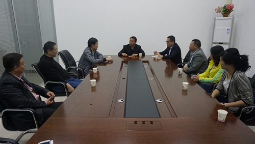交流分享傳經(jīng)驗，共筑專業(yè)家裝夢——山東德佳、安日達門窗團隊來我公司學(xué)習(xí)參觀