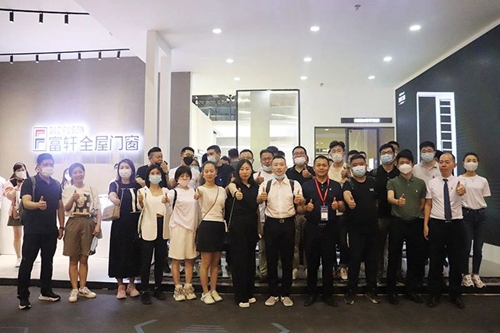 聚焦建博會|富軒全屋門窗新品耀目綻放，展現(xiàn)硬核擔(dān)當(dāng)！