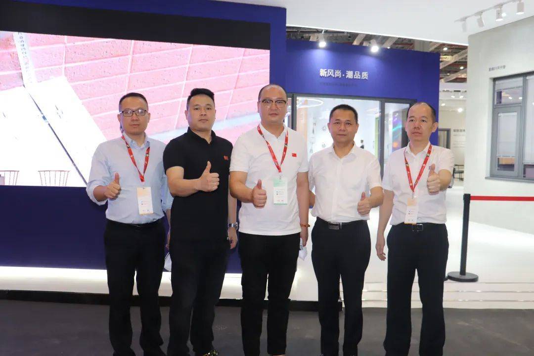 勇奪佳績 再創(chuàng)輝煌|富軒全屋門窗上海建博會圓滿收官！