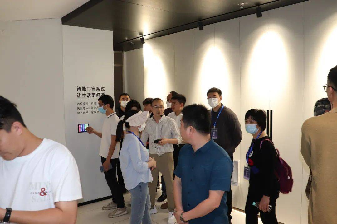 富軒全屋門窗品鑒之旅暨工廠內(nèi)購活動