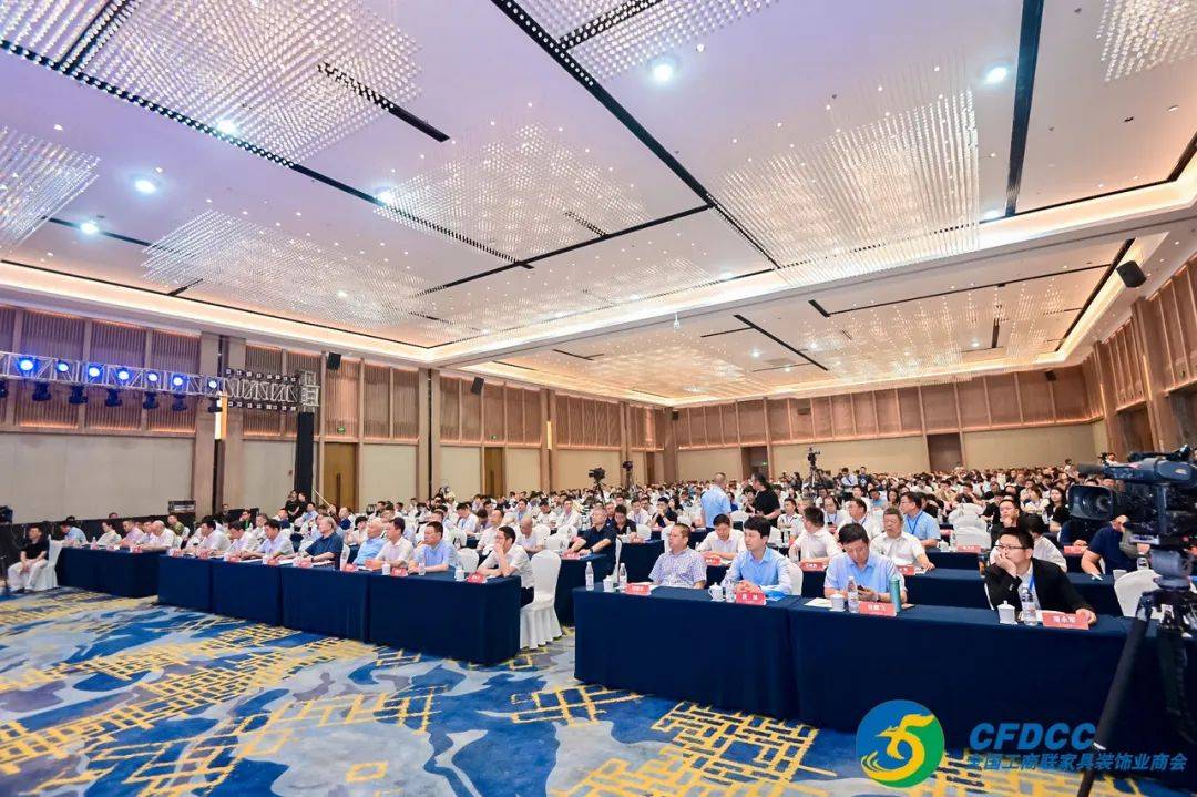 富軒全屋門窗獲「中瓴獎設計師推薦品牌」「2022年中國門窗行業(yè)百強品牌企業(yè)」 