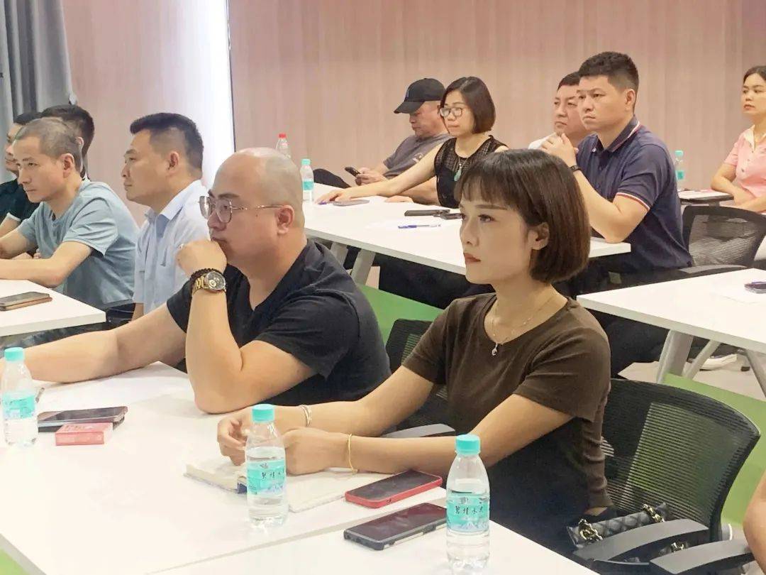 2023年富軒全屋門窗粵中區(qū)域門店?duì)I業(yè)力提升峰會(huì)圓滿收官！