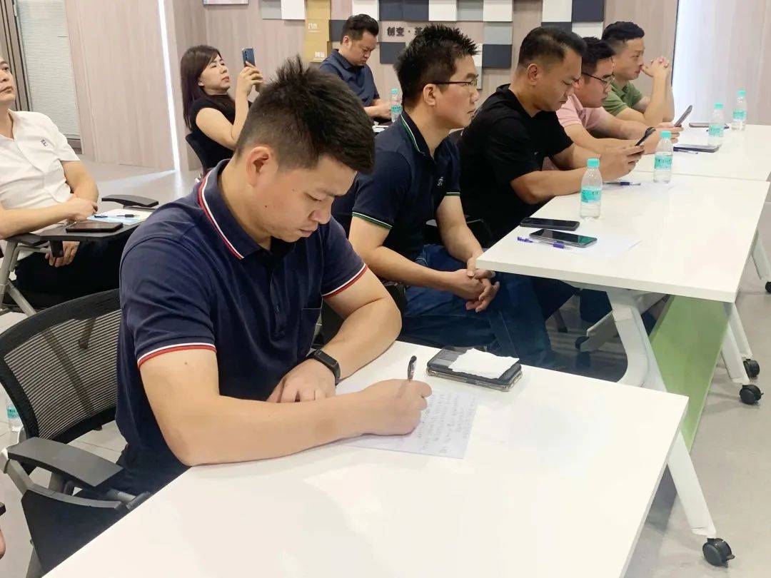 2023年富軒全屋門窗粵中區(qū)域門店?duì)I業(yè)力提升峰會(huì)圓滿收官！